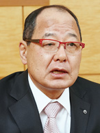 山村雅之氏