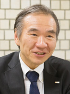 大井貴 氏