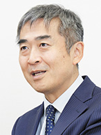 布施田英生 氏